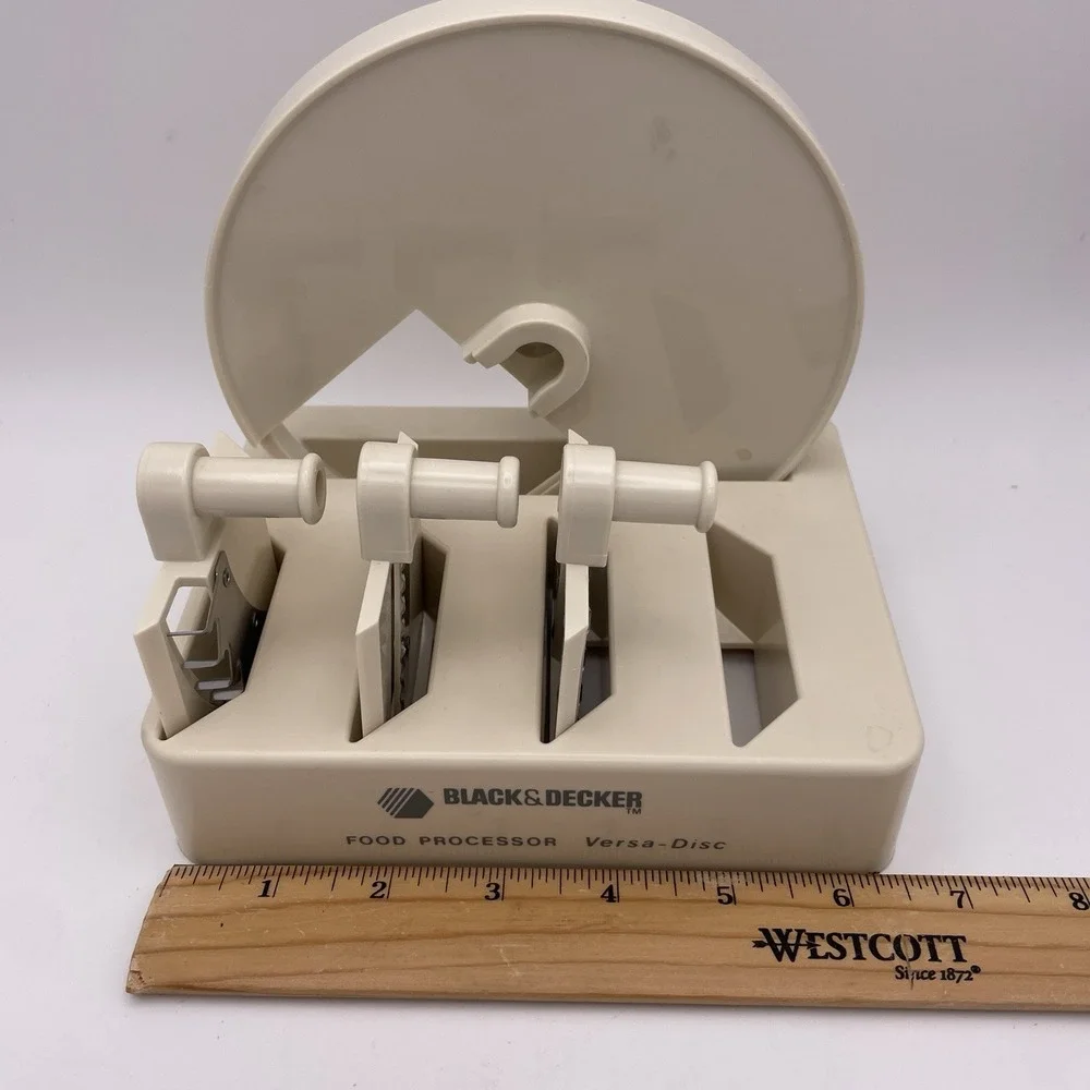 RARE Vtg GE AD1 Versa-Disc Food Processor Accessory Kit *Labeled Black & Decker*